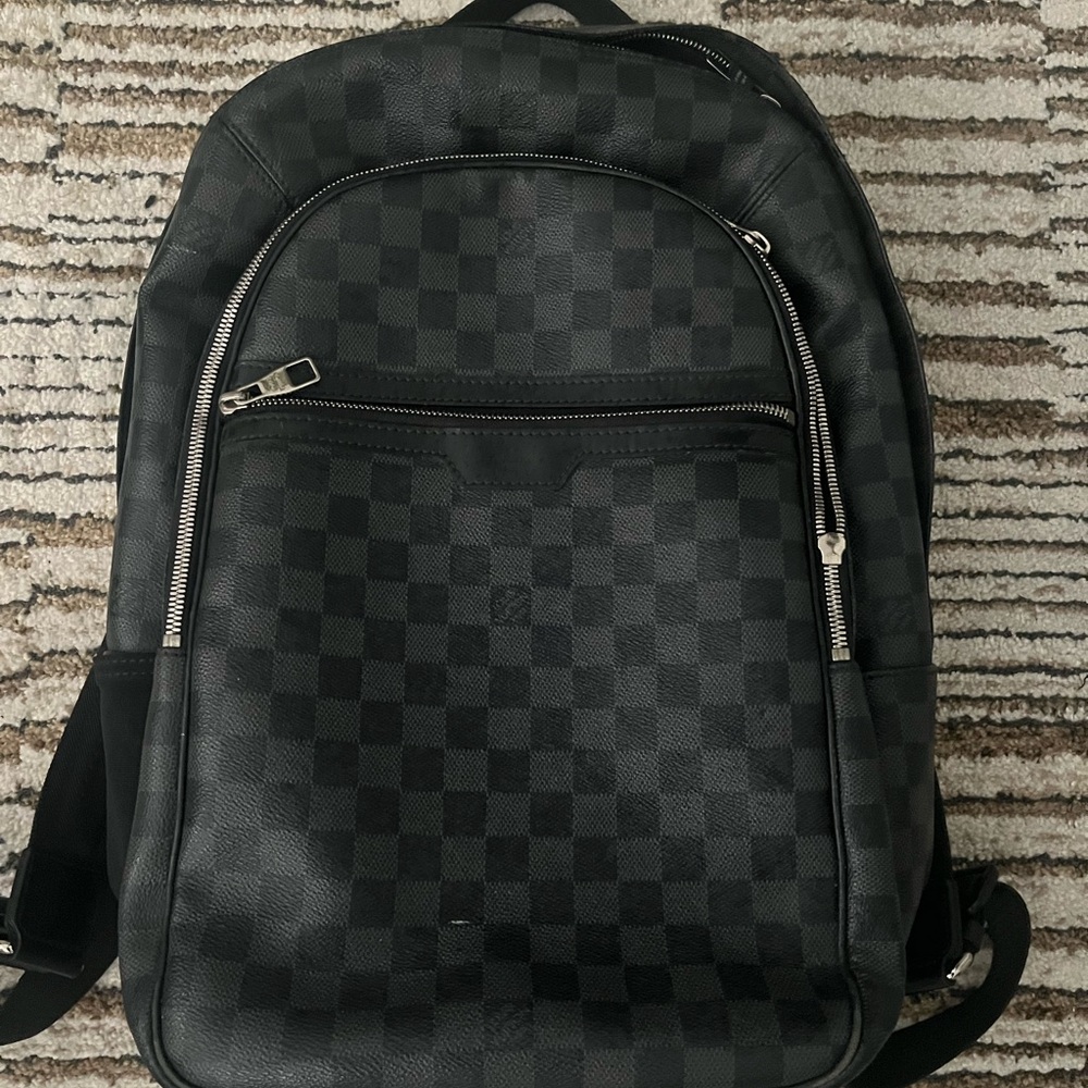 COPY - Louis Vuitton Backback - Picture 2 of 15
